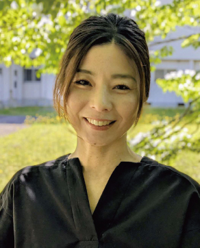 西山 　恵氏