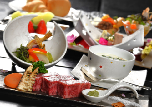 メインダイニング パトリエ（ホテルモナーク鳥取）